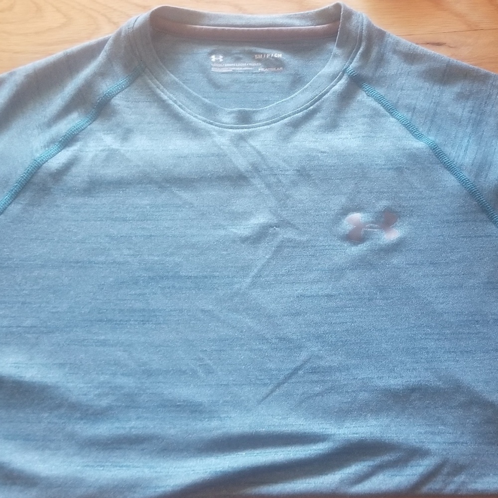 Men's Under Armour t shirt
